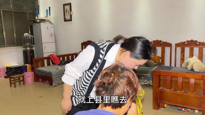 98年特大洪灾中,7岁女孩江珊抱树9小时终获救,如今怎样了?